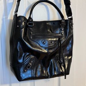 Balenciaga styleshoulder bag